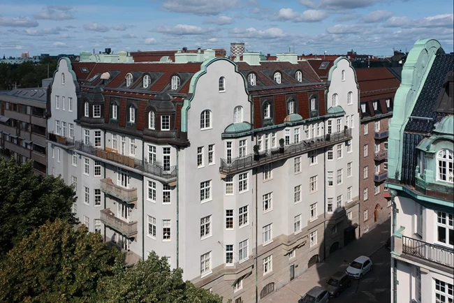 Karlavägen 83